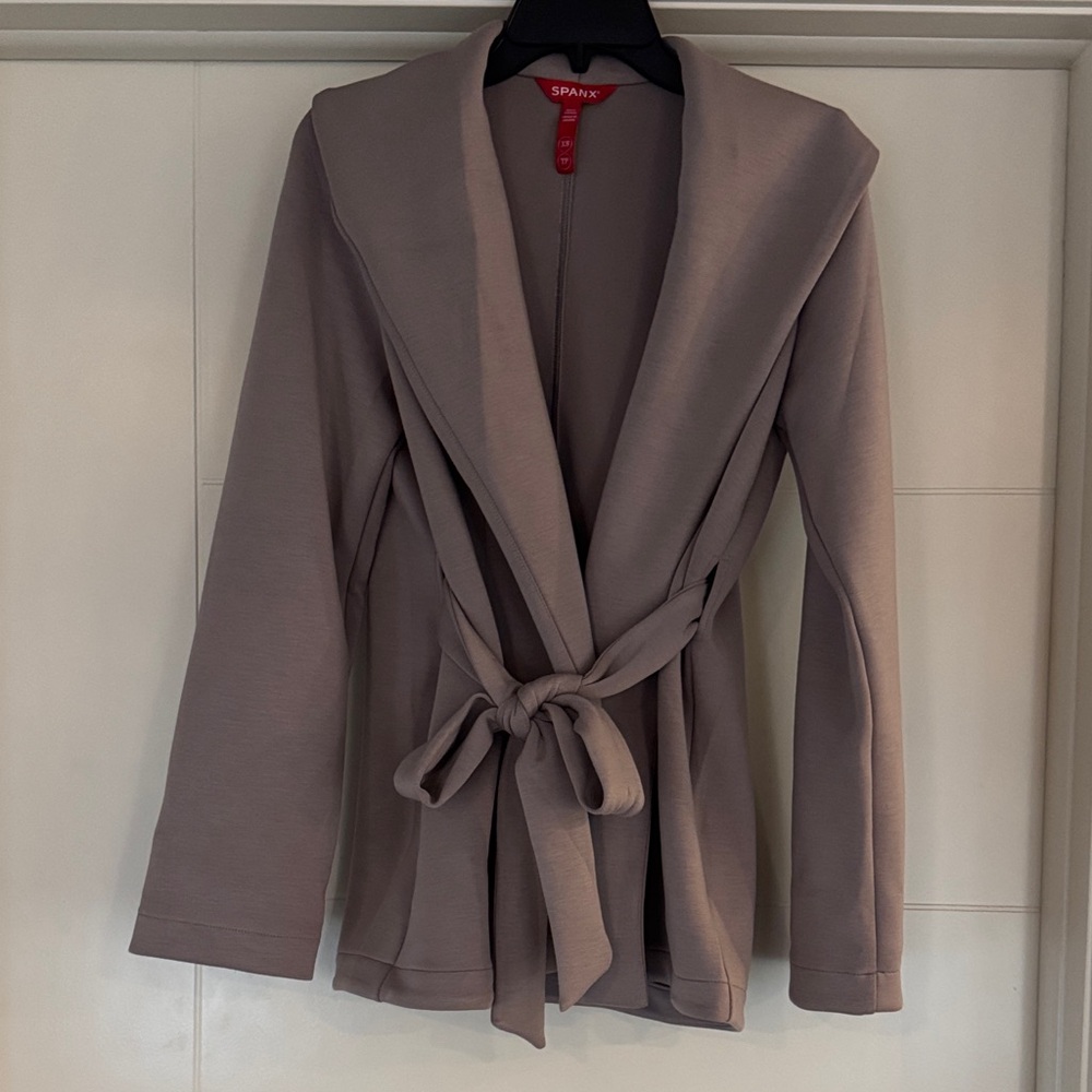 SPANX Women's Taupe Tie-Front jacket. Size XS